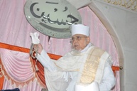 Huzoor-e-'Aali Saiyedna saheb (tus) on Takht-e-Taiyebi